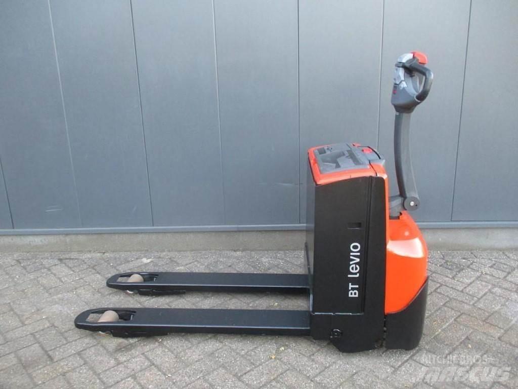 BT LWE 160 Alacsony emelőkocsi