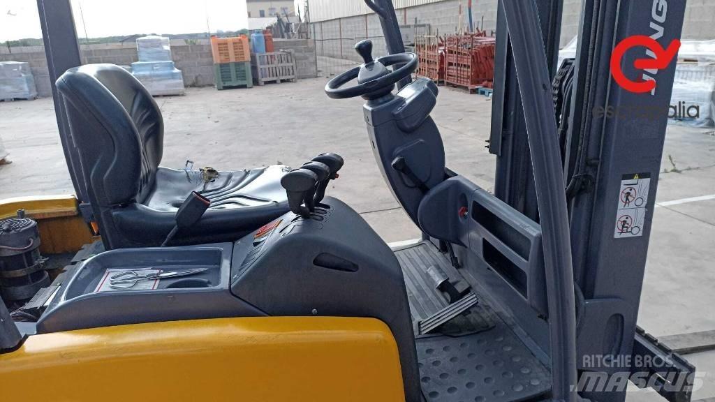 Jungheinrich EFG 220 Elektromos targoncák