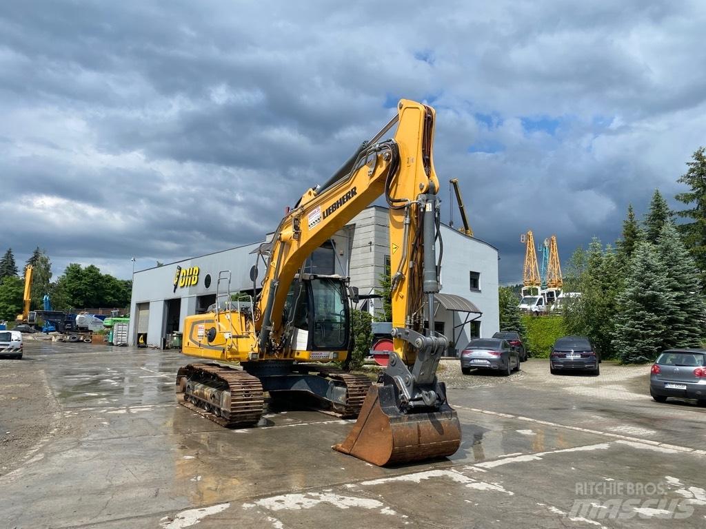 Liebherr R924LC Lánctalpas kotrók