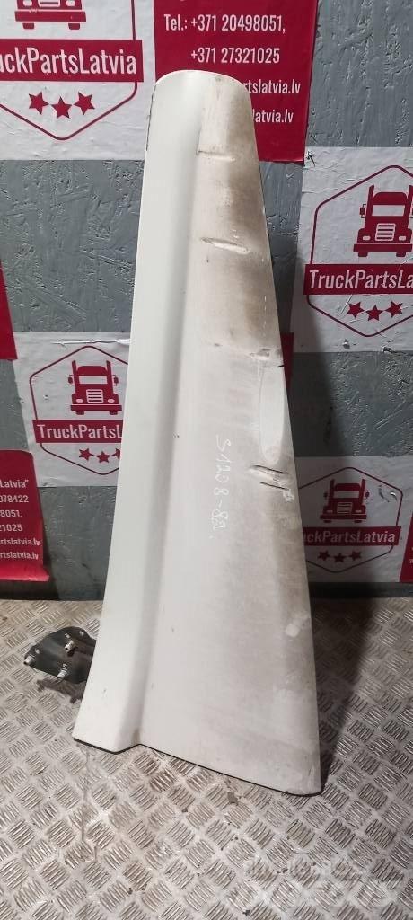 Scania 94 D.   1348513 Vezetőfülke és belső tartozékok