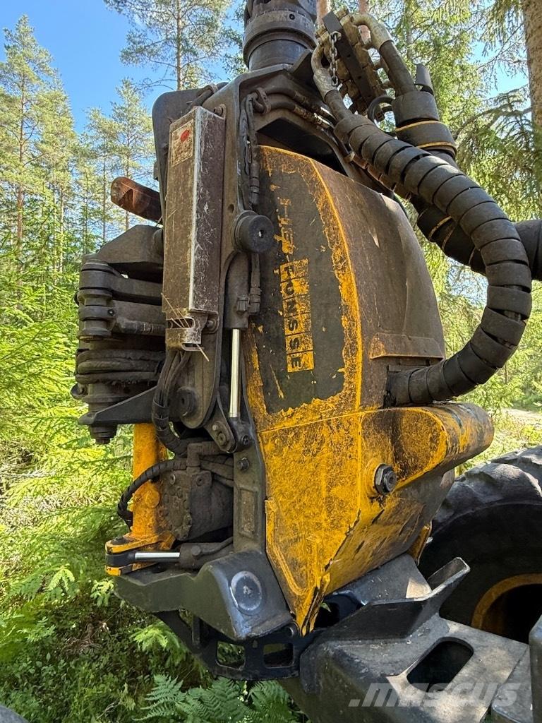 Ponsse Bear 8W Betakarítók