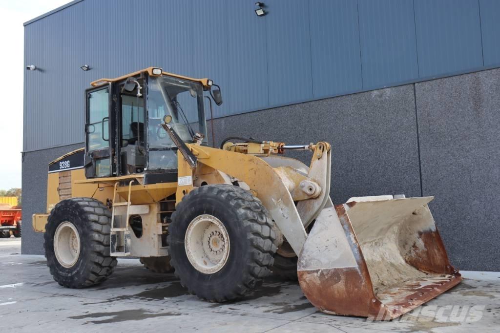 CAT 928 G Gumikerekes homlokrakodók