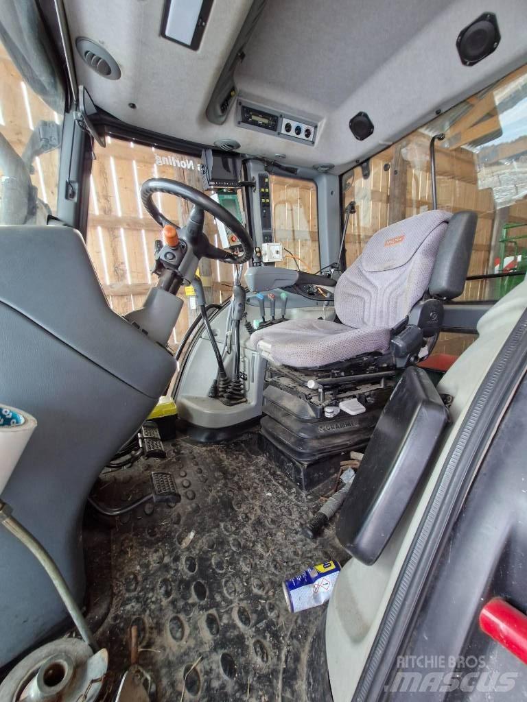 Valtra T 151 hitchec Traktorok