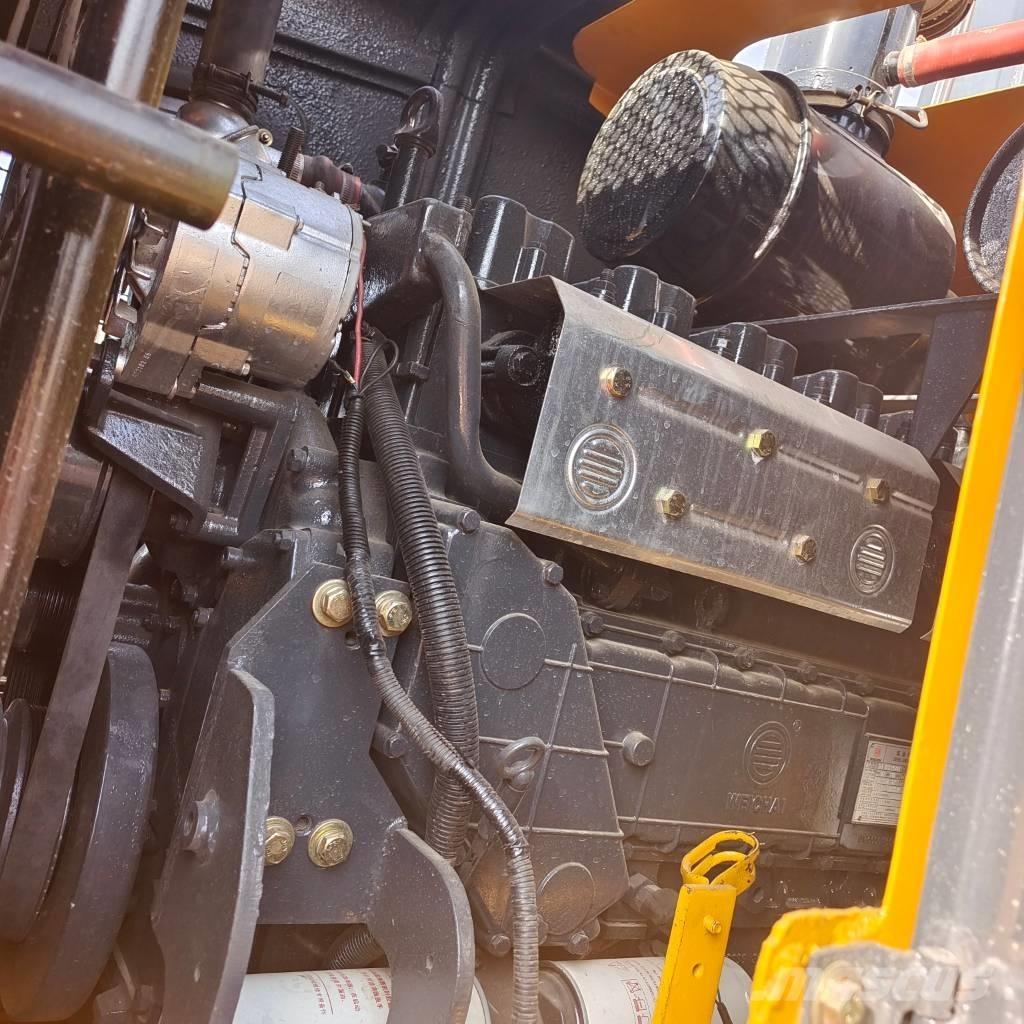 LiuGong 856 Gumikerekes homlokrakodók