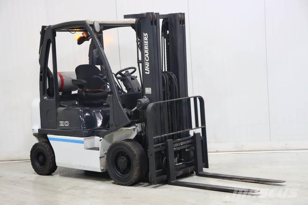 Nissan U1D2A20LQ Gázüzemű targoncák