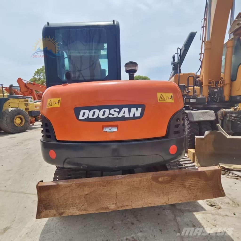 Doosan DH 60-7 Mini kotrók < 7t