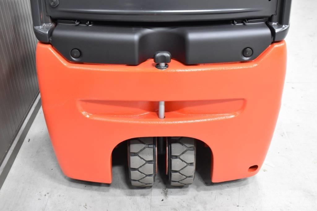 Linde E 18 - 02 Elektromos targoncák