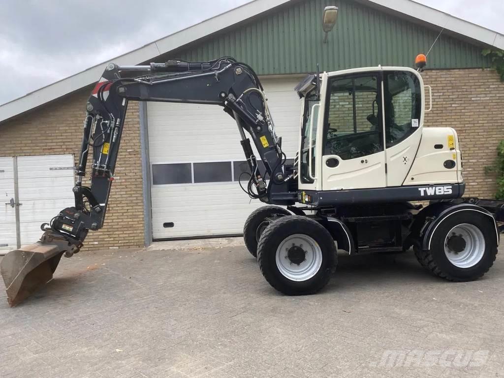 Terex TW85 Gumikerekes kotrók