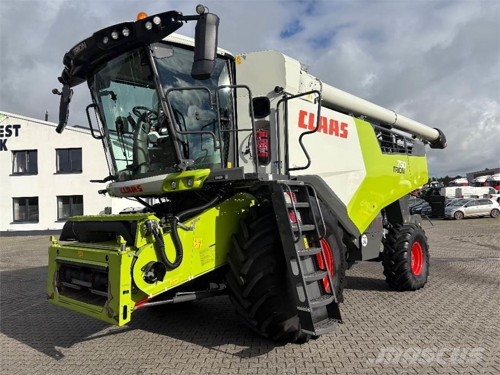 CLAAS TRION 750 Kombájnok