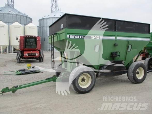 Brent 540 Gabona átrakó kocsik