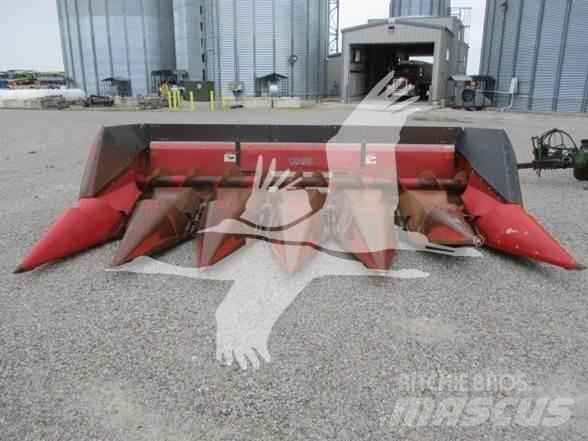 Case IH 1063 Kombájn adapterek