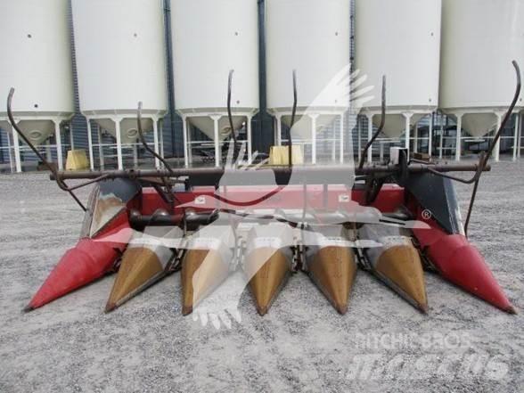 Case IH 1063 Kombájn adapterek