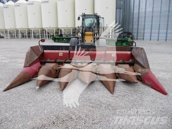 Case IH 1063 Kombájn adapterek