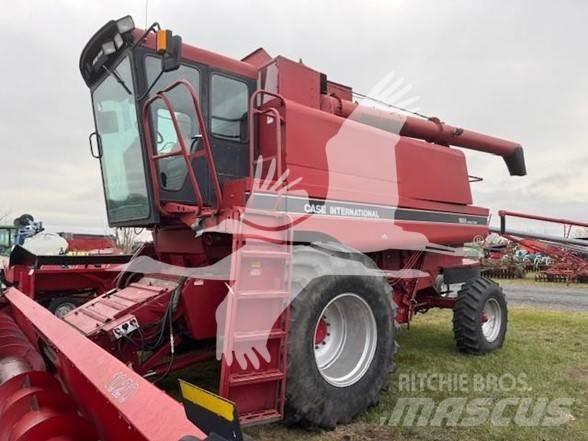 Case IH 1680 Kombájnok