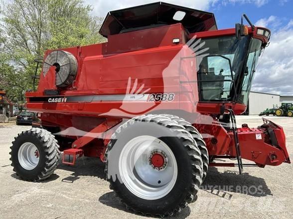Case IH 2588 Kombájnok