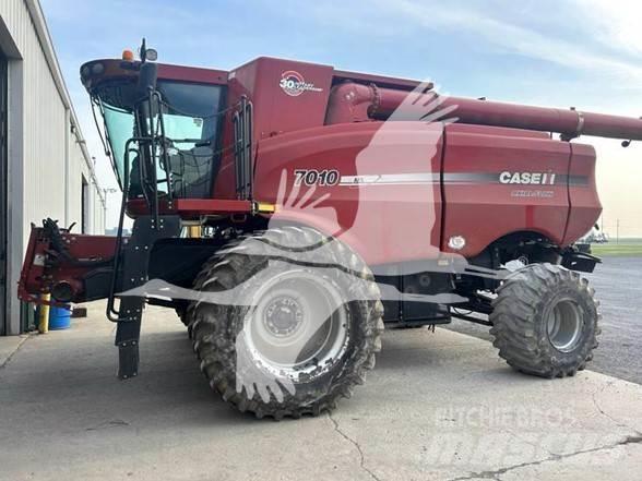 Case IH 7010 Kombájnok