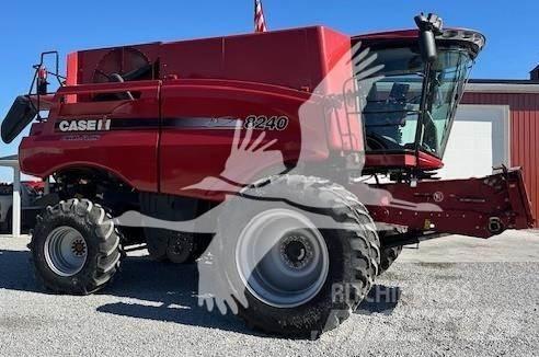 Case IH 8240 Kombájnok