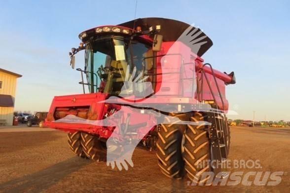 Case IH 8250 Kombájnok