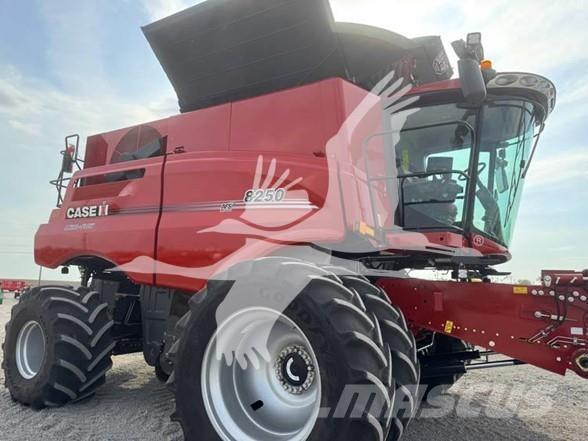 Case IH 8250 Kombájnok