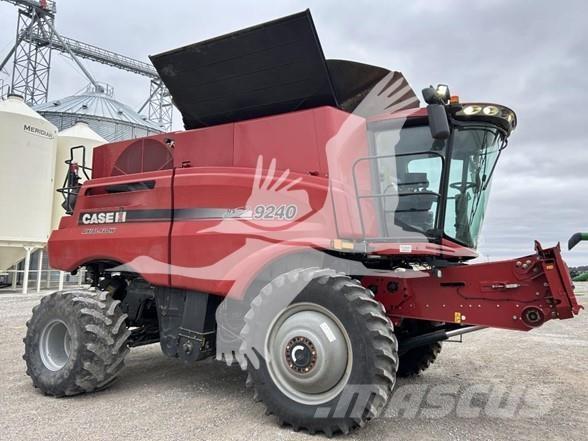Case IH 9240 Kombájnok