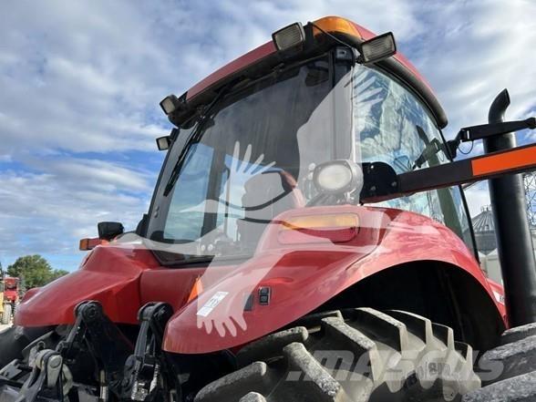 Case IH MX305 Traktorok