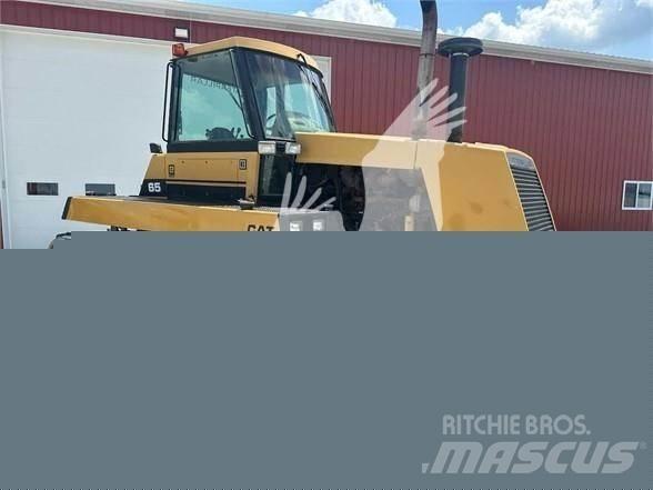 CAT CH65 Traktorok