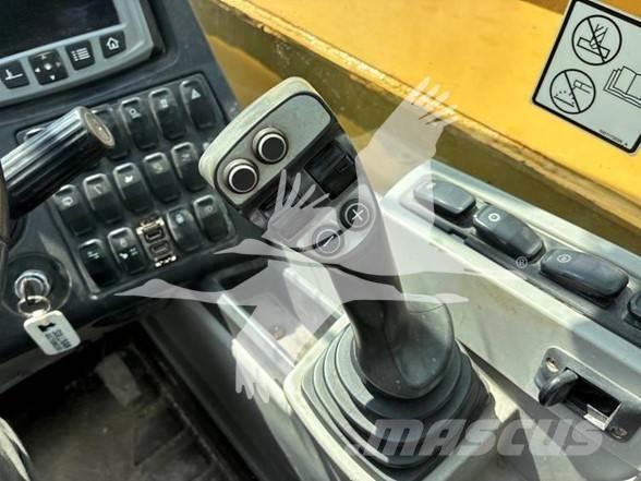 CAT TH408D Teleszkópos rakodók