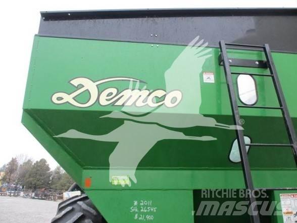 Demco 750 Gabona átrakó kocsik