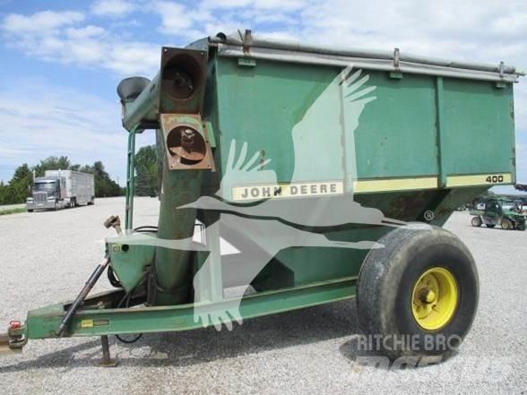 John Deere 400 Gabona átrakó kocsik