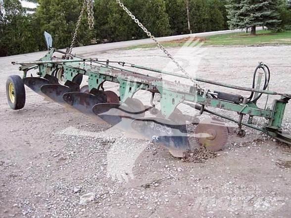John Deere 514 Váltvaforgató ekék