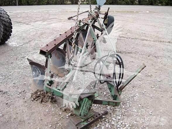 John Deere 514 Váltvaforgató ekék