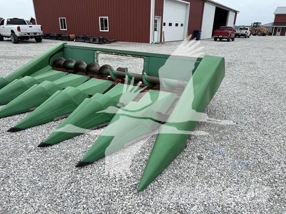 John Deere 643 Kombájn adapterek