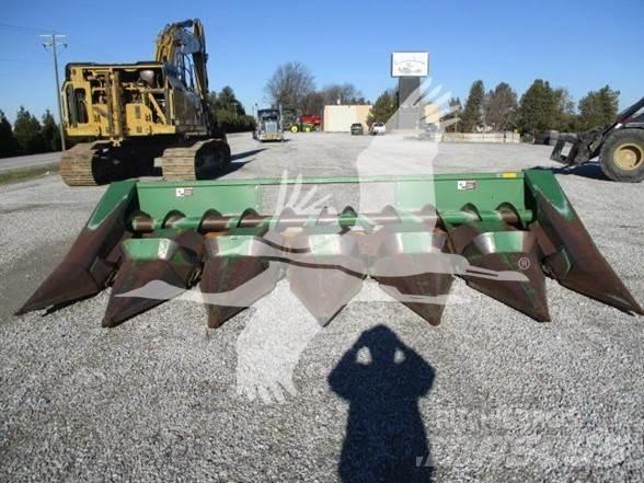 John Deere 644 Kombájn adapterek