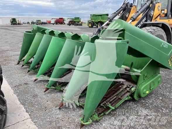 John Deere 693 Kombájn adapterek