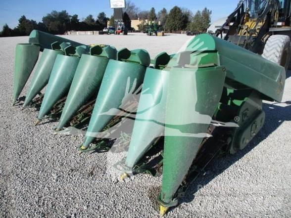 John Deere 693 Kombájn adapterek