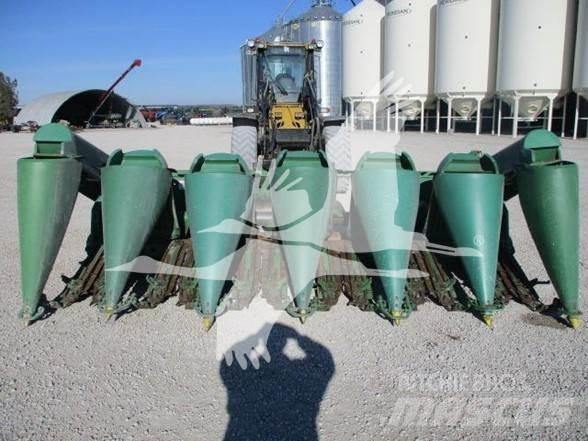 John Deere 693 Kombájn adapterek