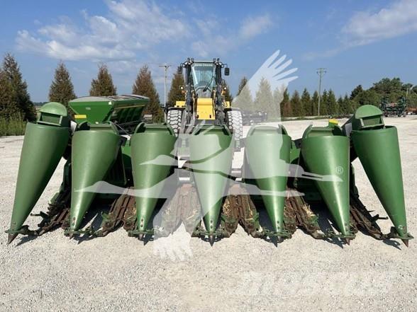 John Deere 693 Kombájn adapterek