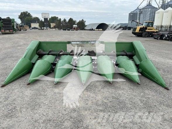 John Deere 693 Kombájn adapterek