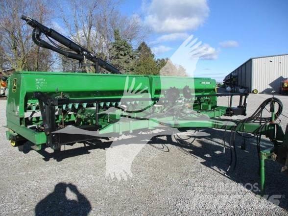 John Deere 750 Sorvetőgép