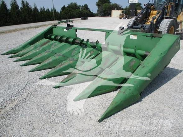 John Deere 843 Kombájn adapterek