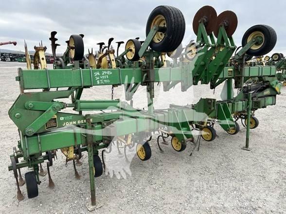 John Deere 845 Gyökérzöldség kultivátorok