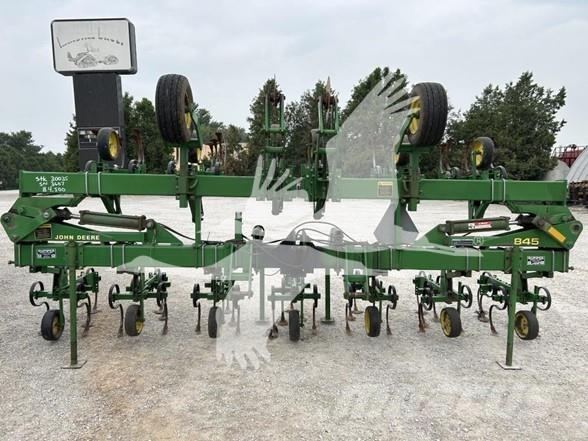 John Deere 845 Gyökérzöldség kultivátorok