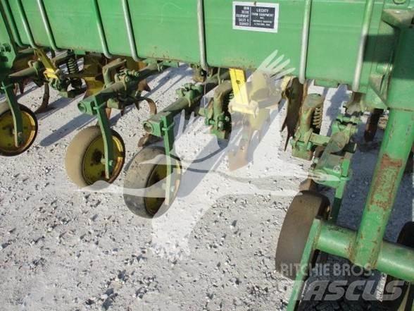 John Deere 85 Gyökérzöldség kultivátorok
