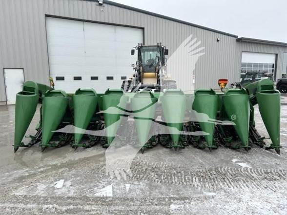 John Deere 893 Kombájn adapterek
