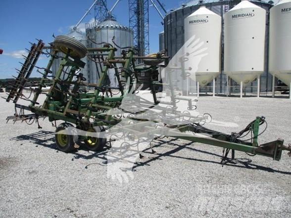 John Deere 960 Kultivátorok