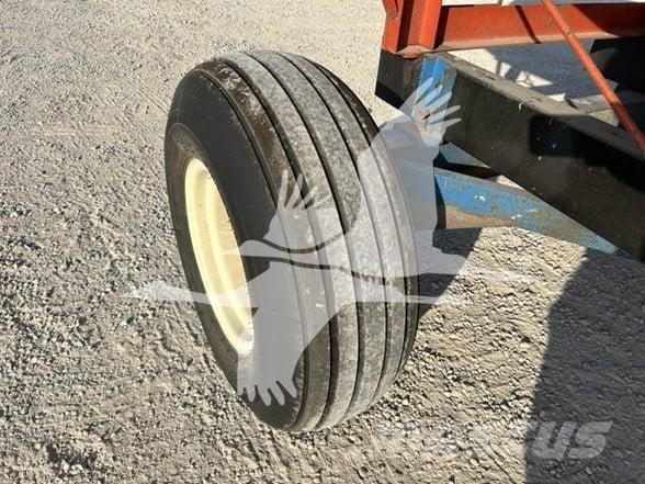 Killbros 350 Gabona átrakó kocsik