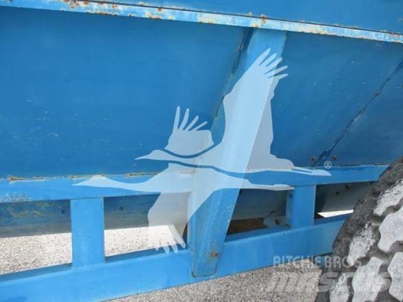 Kinze 840 Gabona átrakó kocsik