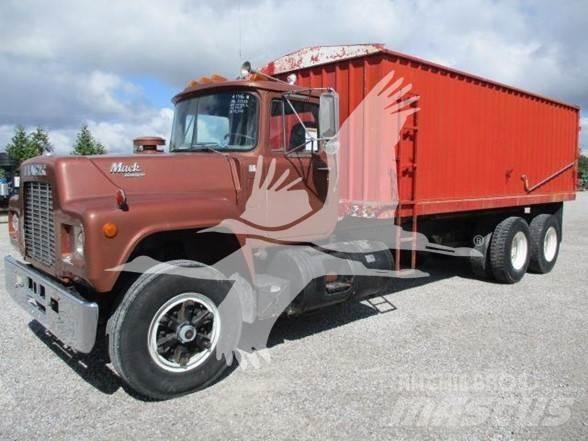 Mack R686ST Építőipar - Egyebek