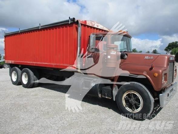 Mack R686ST Építőipar - Egyebek