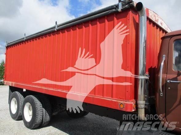 Mack R686ST Építőipar - Egyebek